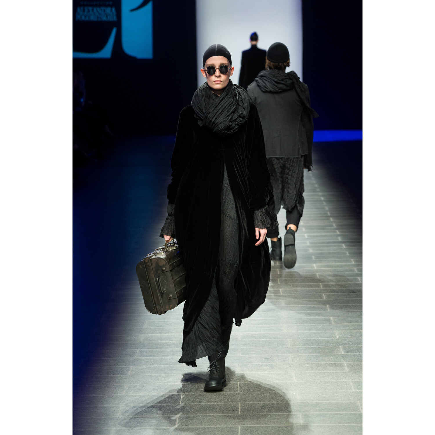 Фото Larissa Pogoretskaya SPRING 2018 READY-TO-WEAR Лариса Погорецкая весна- лето 2018 Санкт Петербург MBFDays